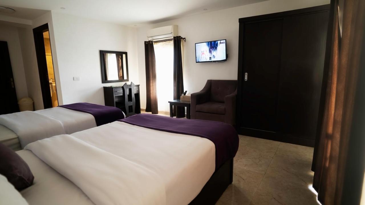 Galaxy Royal Suites Hotel Kairo Exteriör bild