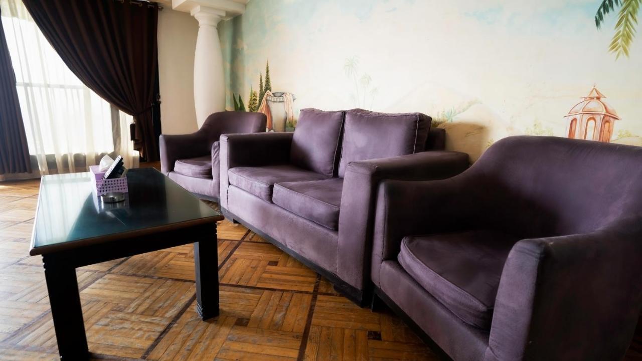 Galaxy Royal Suites Hotel Kairo Exteriör bild