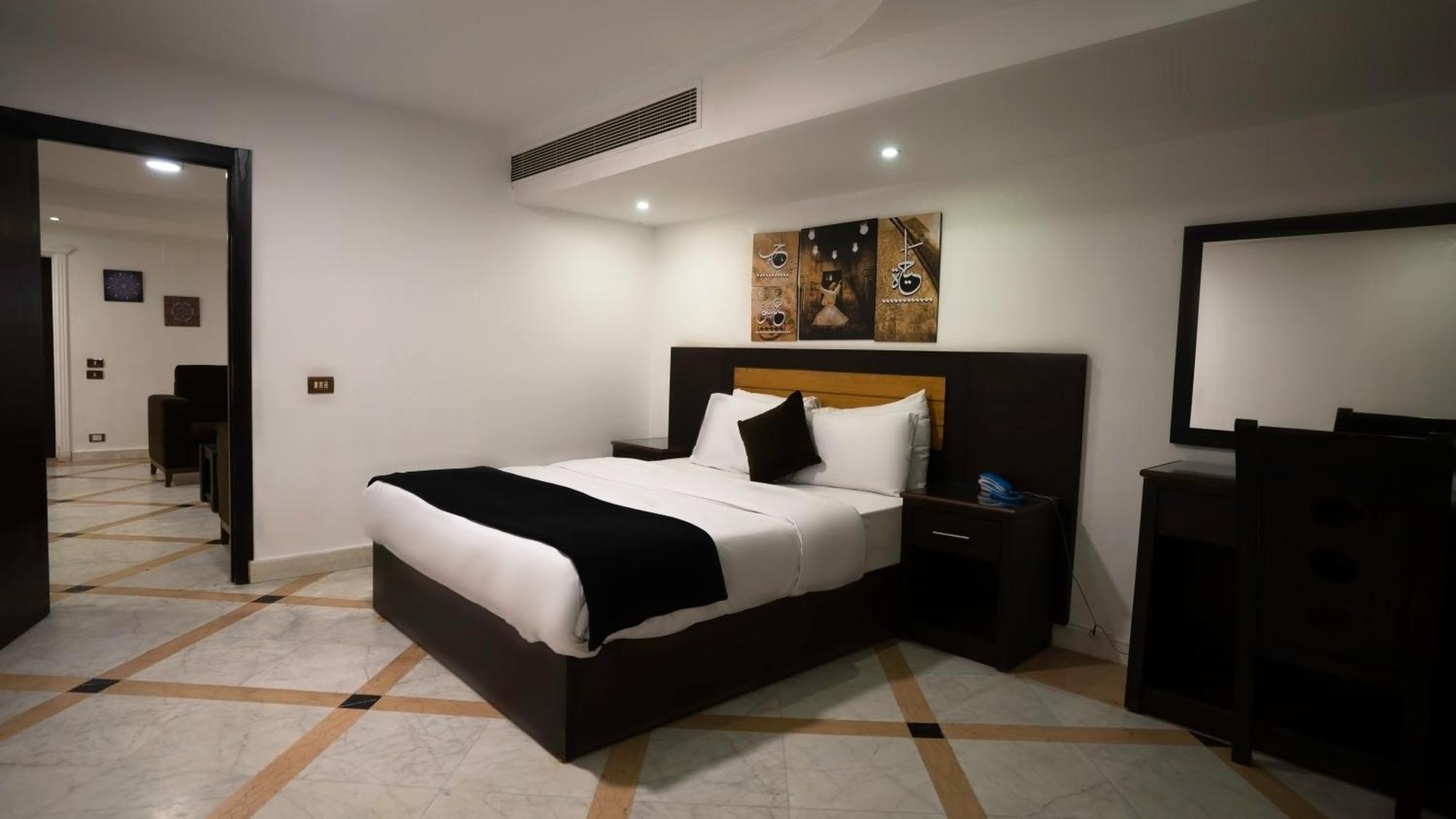 Galaxy Royal Suites Hotel Kairo Exteriör bild