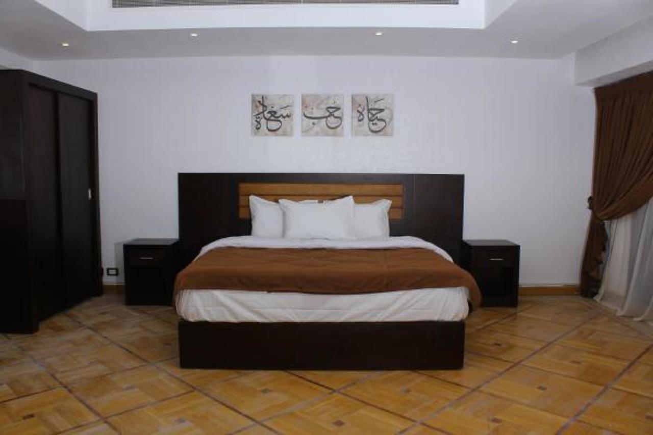 Galaxy Royal Suites Hotel Kairo Exteriör bild